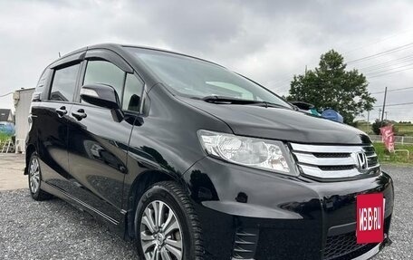 Honda Freed I, 2013 год, 810 000 рублей, 3 фотография