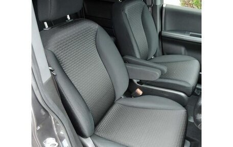 Honda Freed I, 2014 год, 850 000 рублей, 10 фотография