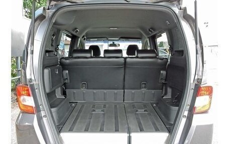 Honda Freed I, 2014 год, 850 000 рублей, 14 фотография