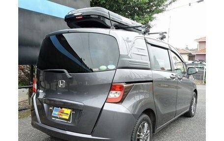 Honda Freed I, 2014 год, 850 000 рублей, 5 фотография