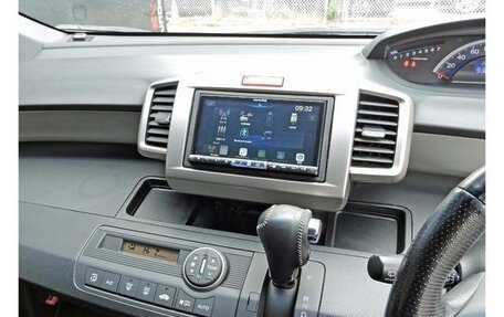 Honda Freed I, 2014 год, 850 000 рублей, 18 фотография