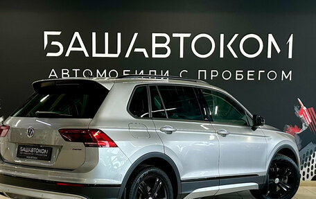 Volkswagen Tiguan II, 2019 год, 2 620 000 рублей, 4 фотография