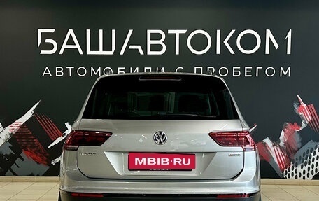 Volkswagen Tiguan II, 2019 год, 2 620 000 рублей, 5 фотография