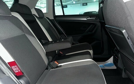 Volkswagen Tiguan II, 2019 год, 2 620 000 рублей, 8 фотография