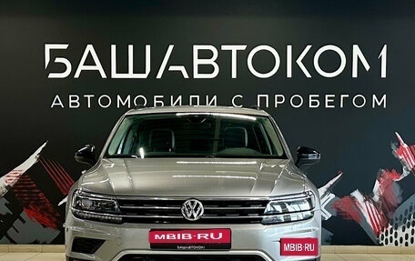 Volkswagen Tiguan II, 2019 год, 2 620 000 рублей, 2 фотография