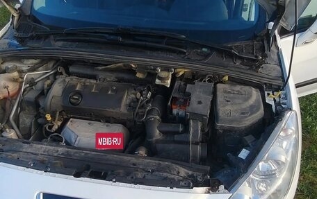 Peugeot 308 II, 2011 год, 310 000 рублей, 13 фотография