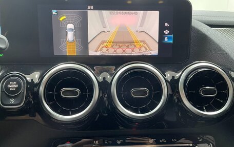 Mercedes-Benz GLA, 2021 год, 2 400 000 рублей, 18 фотография