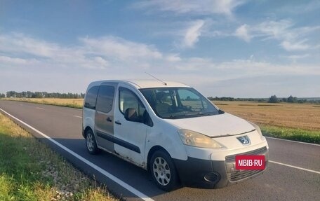 Peugeot Partner II рестайлинг 2, 2010 год, 229 000 рублей, 2 фотография