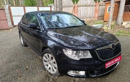 Skoda Superb III рестайлинг, 2008 год, 999 000 рублей, 1 фотография