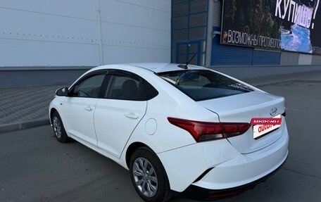 Hyundai Solaris II рестайлинг, 2021 год, 999 000 рублей, 5 фотография