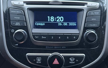 Hyundai Solaris II рестайлинг, 2014 год, 1 120 000 рублей, 8 фотография