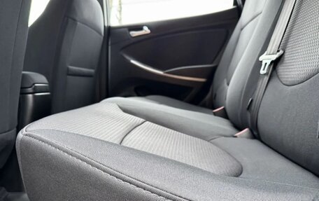 Hyundai Solaris II рестайлинг, 2014 год, 1 120 000 рублей, 11 фотография