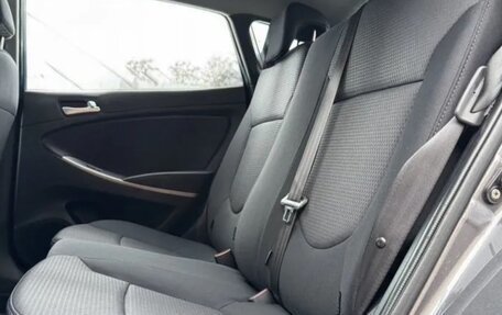 Hyundai Solaris II рестайлинг, 2014 год, 1 120 000 рублей, 13 фотография