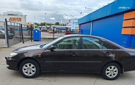 Toyota Camry V40, 2004 год, 800 000 рублей, 2 фотография