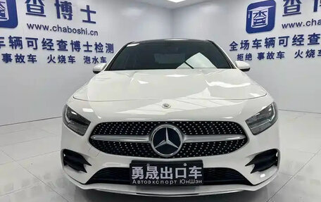 Mercedes-Benz A-Класс, 2022 год, 1 642 000 рублей, 2 фотография