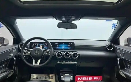 Mercedes-Benz A-Класс, 2022 год, 1 642 000 рублей, 9 фотография