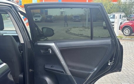 Toyota RAV4, 2014 год, 1 700 000 рублей, 10 фотография