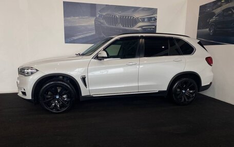 BMW X5, 2018 год, 4 300 000 рублей, 3 фотография