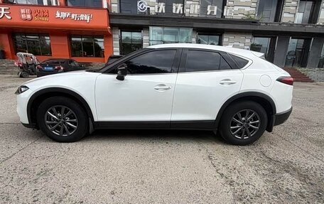 Mazda CX-4, 2021 год, 1 734 010 рублей, 8 фотография