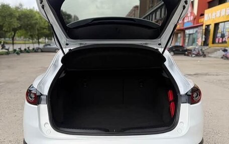 Mazda CX-4, 2021 год, 1 734 010 рублей, 13 фотография