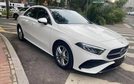 Mercedes-Benz A-Класс, 2023 год, 2 340 000 рублей, 5 фотография