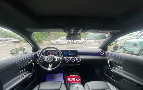 Mercedes-Benz A-Класс, 2023 год, 2 340 000 рублей, 9 фотография