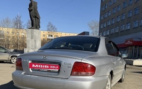 Hyundai Sonata IV рестайлинг, 2005 год, 230 000 рублей, 3 фотография