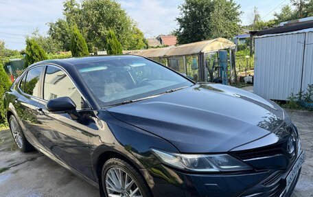 Toyota Camry, 2018 год, 2 500 000 рублей, 1 фотография