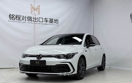 Volkswagen Golf VIII, 2022 год, 1 910 000 рублей, 1 фотография