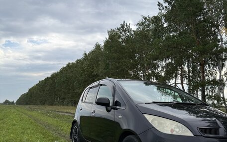 Mitsubishi Colt VI рестайлинг, 2003 год, 315 000 рублей, 2 фотография