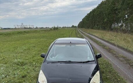 Mitsubishi Colt VI рестайлинг, 2003 год, 315 000 рублей, 3 фотография