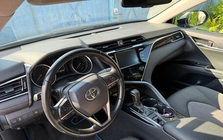 Toyota Camry, 2018 год, 2 500 000 рублей, 5 фотография