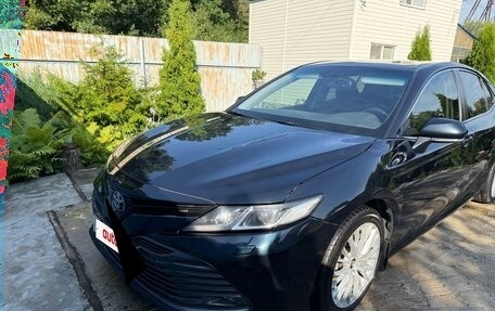 Toyota Camry, 2018 год, 2 500 000 рублей, 2 фотография
