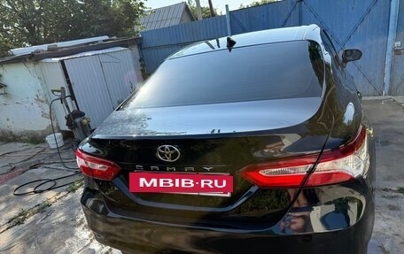 Toyota Camry, 2018 год, 2 500 000 рублей, 4 фотография