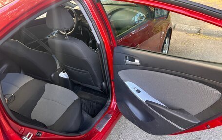 Hyundai Solaris II рестайлинг, 2014 год, 850 000 рублей, 22 фотография