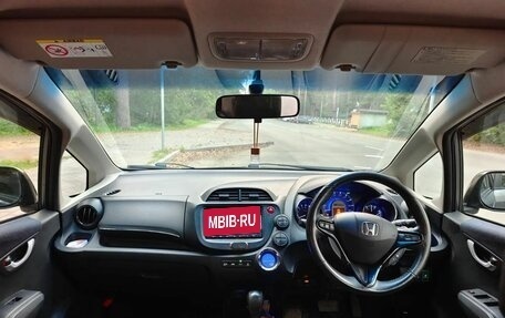 Honda Fit Shuttle I рестайлинг, 2015 год, 1 120 000 рублей, 13 фотография