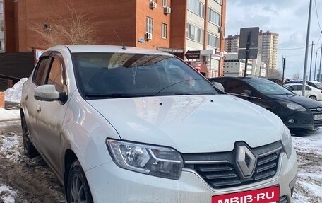 Renault Logan II, 2020 год, 900 000 рублей, 4 фотография