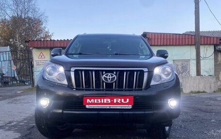 Toyota Land Cruiser Prado 150 рестайлинг 2, 2013 год, 2 750 000 рублей, 3 фотография