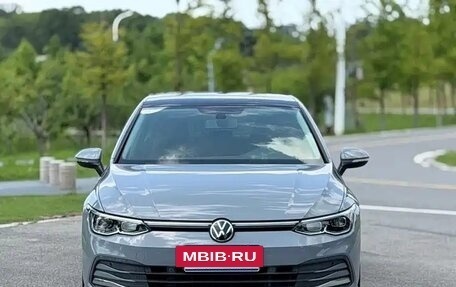 Volkswagen Golf VIII, 2022 год, 2 111 334 рублей, 3 фотография