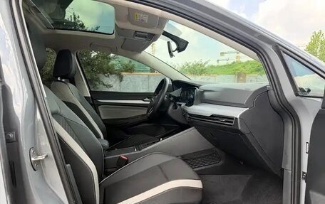 Volkswagen Golf VIII, 2022 год, 2 111 334 рублей, 12 фотография