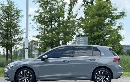Volkswagen Golf VIII, 2022 год, 2 111 334 рублей, 7 фотография