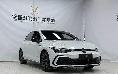 Volkswagen Golf VIII, 2022 год, 1 910 000 рублей, 3 фотография