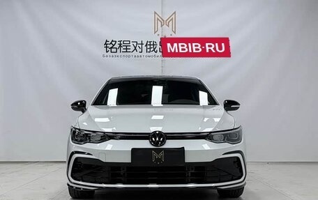 Volkswagen Golf VIII, 2022 год, 1 910 000 рублей, 2 фотография