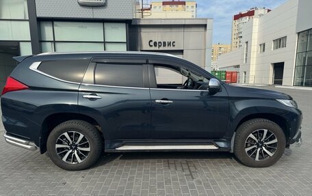 Mitsubishi Pajero Sport III рестайлинг, 2018 год, 2 990 000 рублей, 8 фотография
