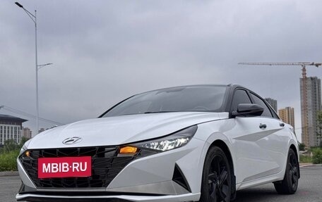 Hyundai Elantra, 2022 год, 1 180 000 рублей, 3 фотография
