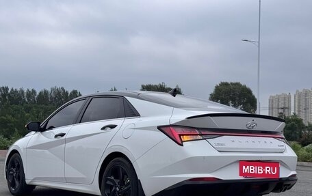Hyundai Elantra, 2022 год, 1 180 000 рублей, 7 фотография