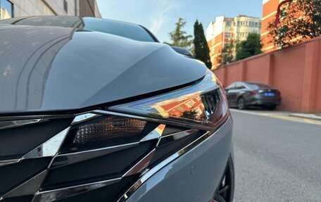 Hyundai Elantra, 2022 год, 1 160 000 рублей, 3 фотография