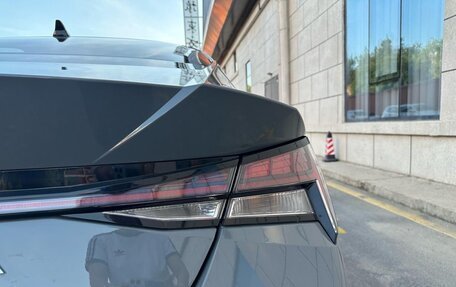 Hyundai Elantra, 2022 год, 1 160 000 рублей, 6 фотография
