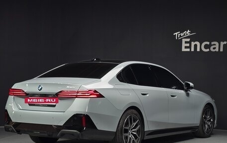 BMW 5 серия, 2026 год, 6 687 700 рублей, 2 фотография