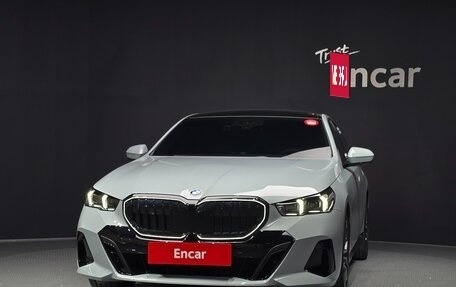 BMW 5 серия, 2026 год, 6 687 700 рублей, 3 фотография